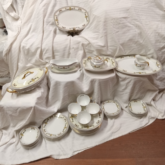 Rare Vintage 6 Pc. TK Thuny Czechoslovakia 5" Desert Bowls  Porcelain - Picture 7 of 7